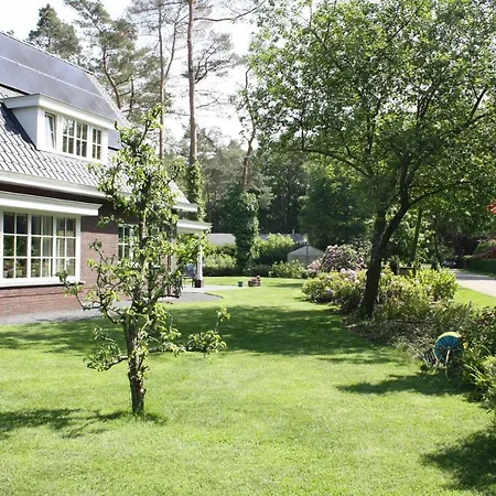 Bed & Breakfast Op 't Leven 3*